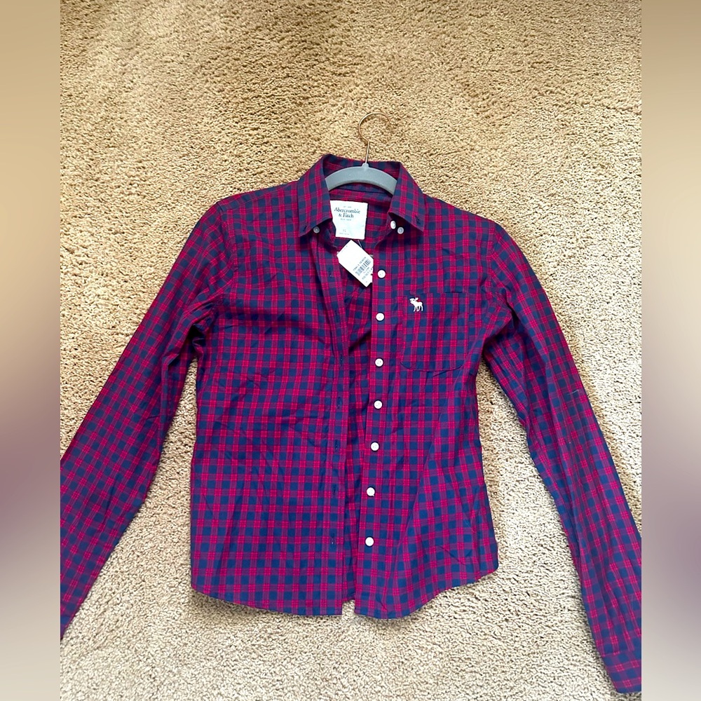 Abercrombie & Fitch woman’s button down